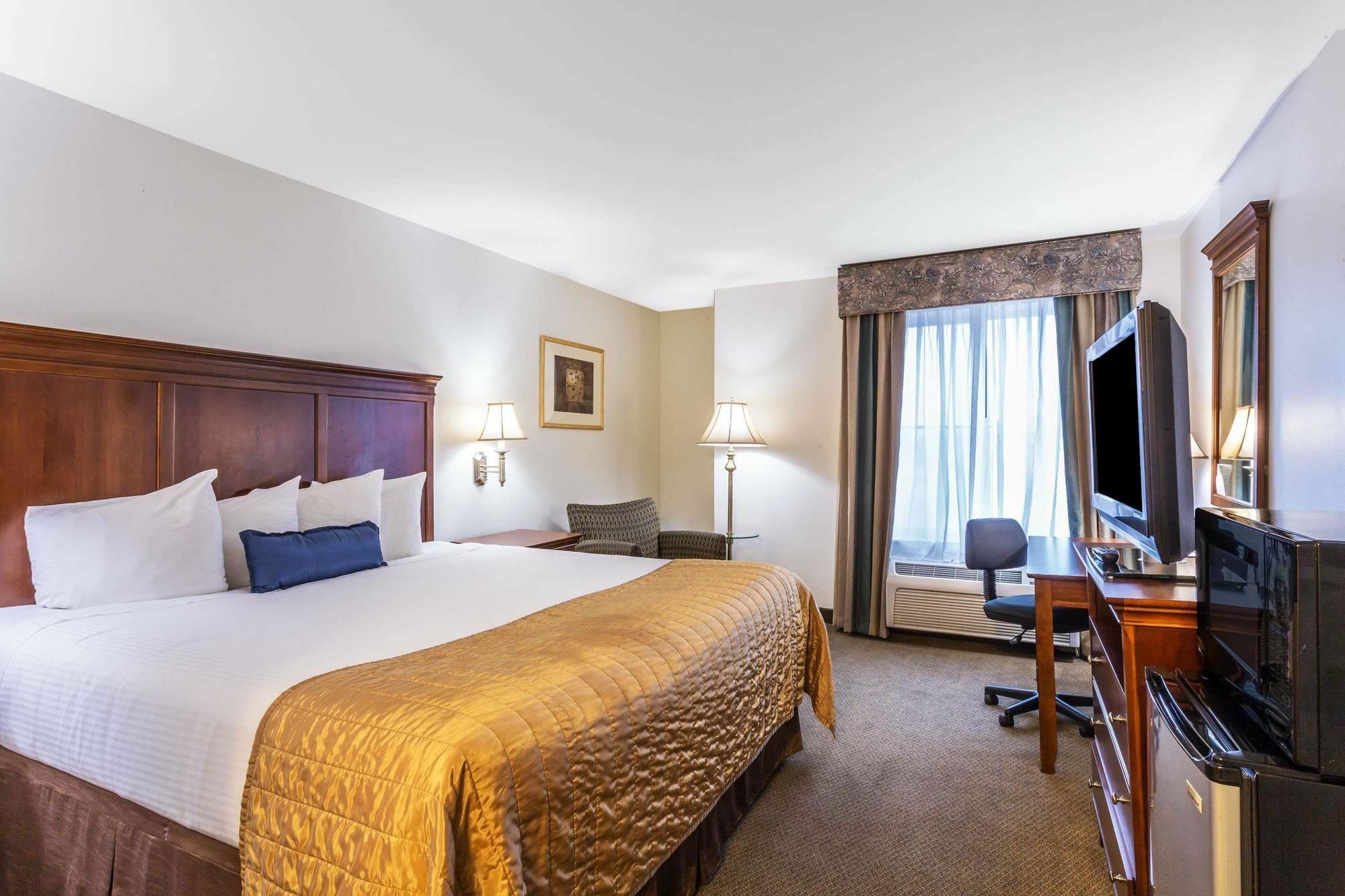 Red Roof Inn Хаума Экстерьер фото